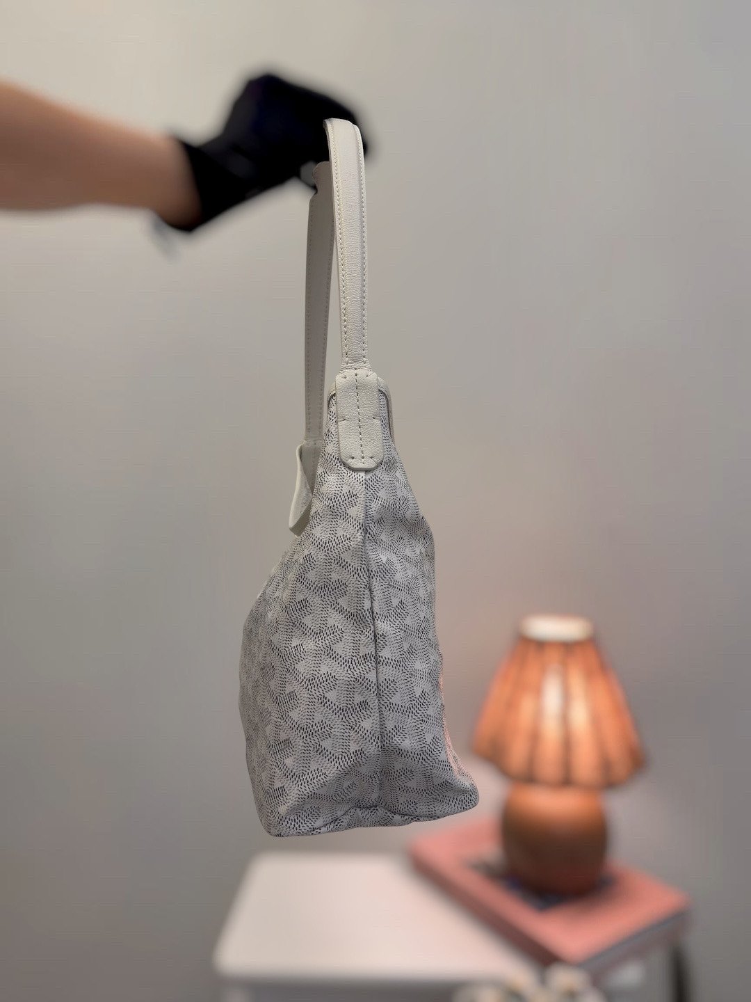 Goyard 95% New-Goyard Mini Hobo-White